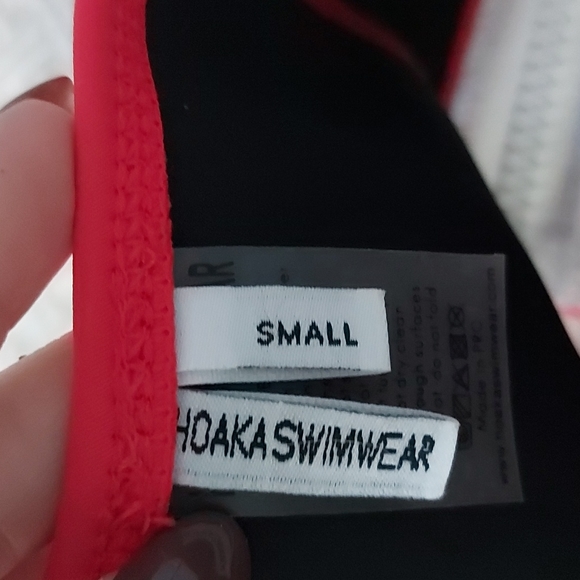 3/30$ Hoaka | kauai neoprene red zip up bikini top - Picture 5 of 5
